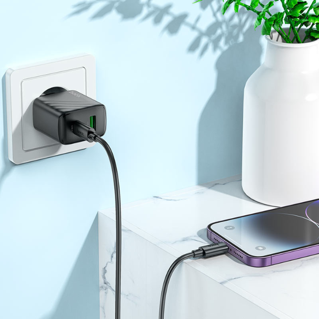 Cargador HOCO CS23A 30W (SET COMPLETO) (IPHONE)